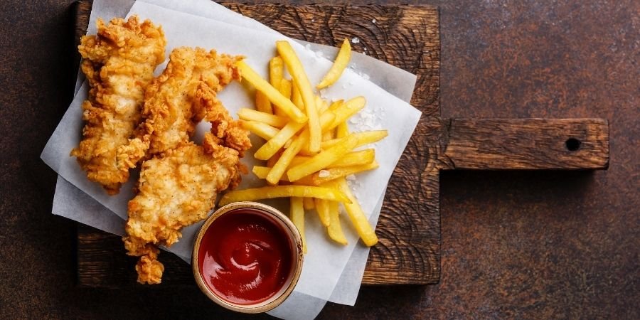 El Fish and Chips es bastante economico entre elos gastos al comer en Irlanda