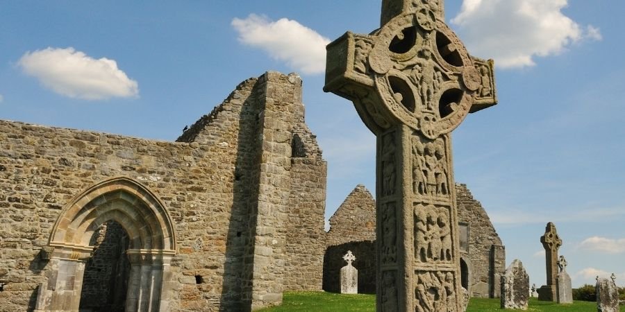 cruces celtas en Abadía de Clonmacnoise