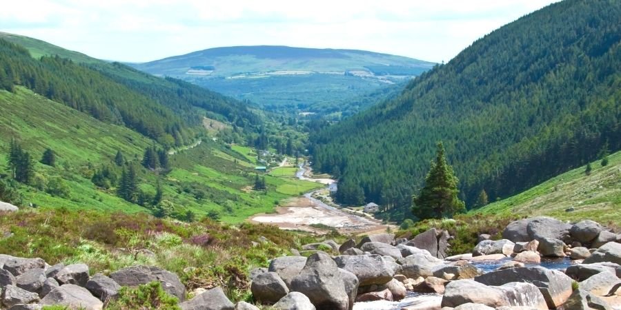 Vista de las Montañas de Wicklow en Irlanda