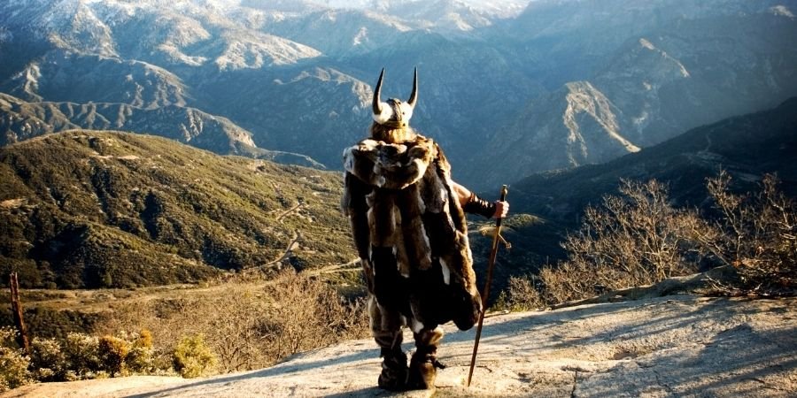 Vikingo caminando