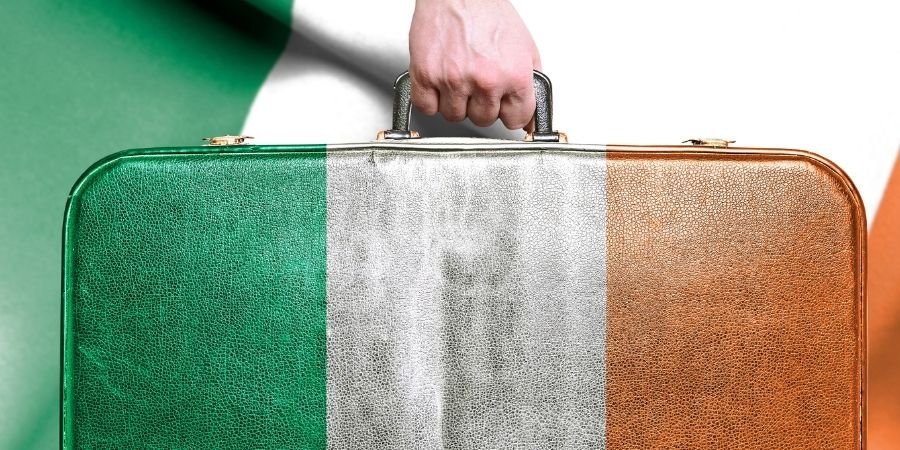 Maleta con colores de irlanda y consejos para trabajar