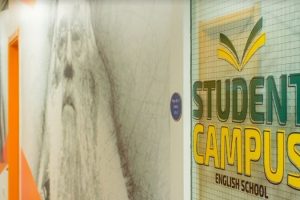 Elige la academia de ingles Student Campus en la Isla Esmeralda