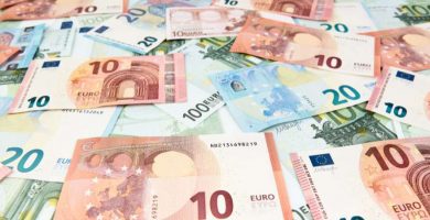 Dinero en Irlanda